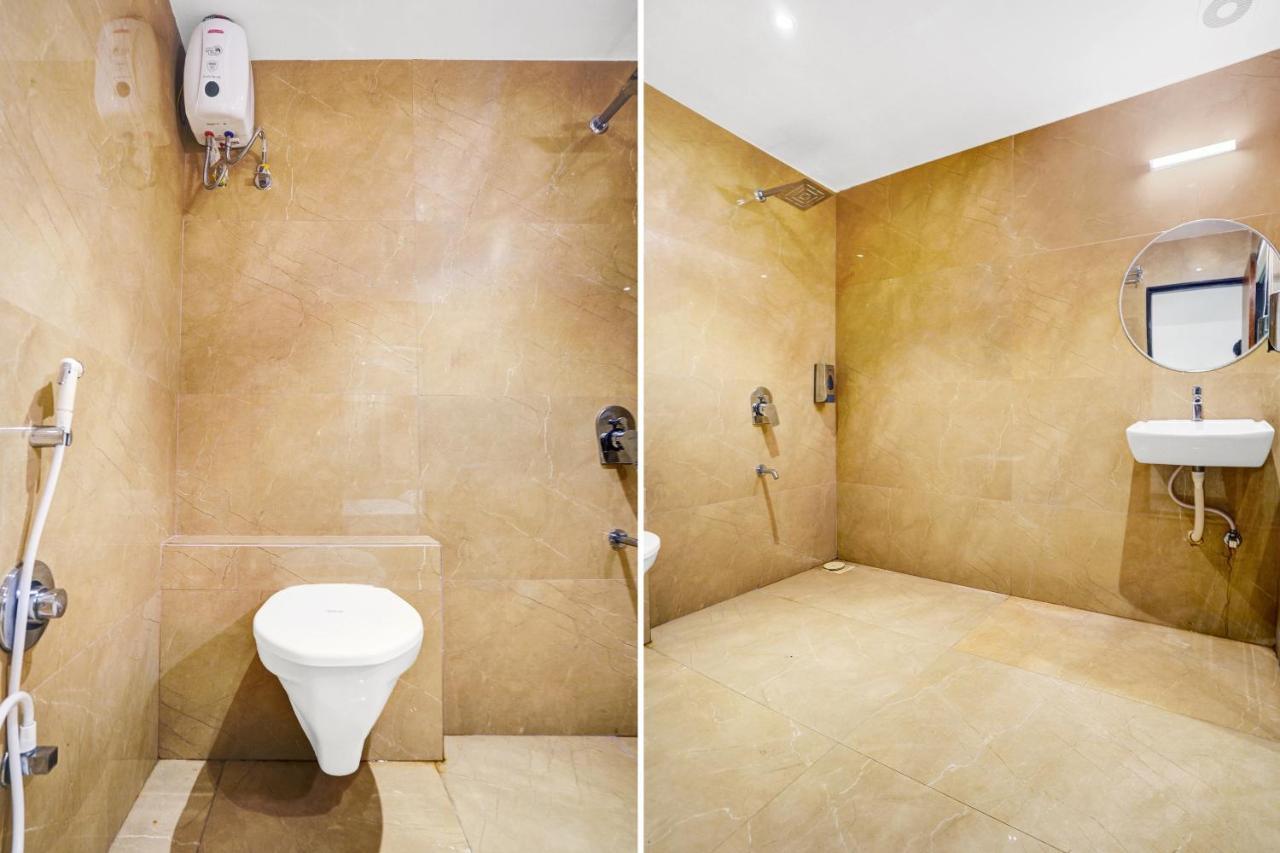 Townhouse Oak Hotel Vaibhav Surat Esterno foto