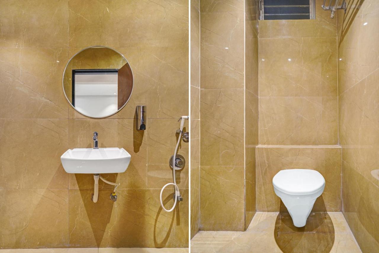 Townhouse Oak Hotel Vaibhav Surat Esterno foto