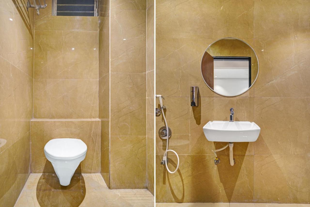 Townhouse Oak Hotel Vaibhav Surat Esterno foto